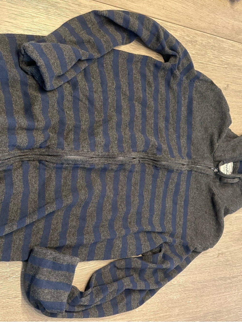 Striped Full-Zip Men's Sweater - Gray & Navy